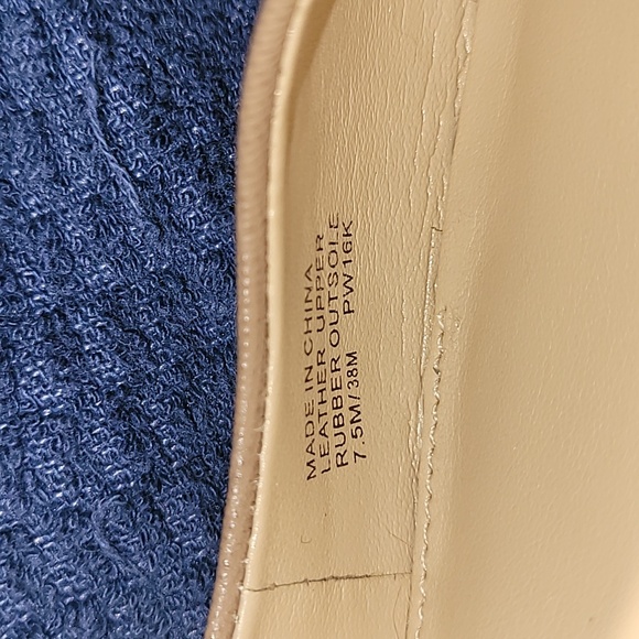 NWOT Tan Michael Kors Dorothy Pumps - Picture 8 of 10